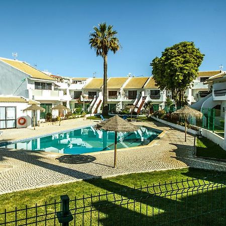 B20 - Sun&Pool Apartment Lagos Bagian luar foto