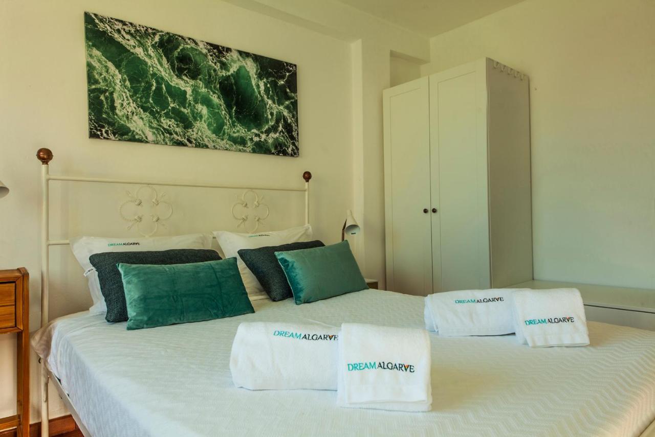 B20 - Sun&Pool Apartment Lagos Bagian luar foto