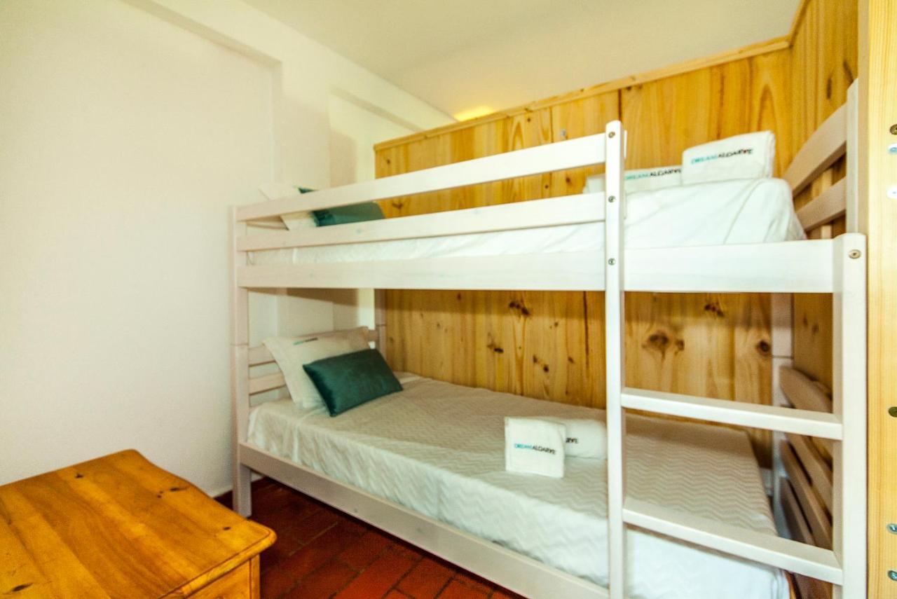 B20 - Sun&Pool Apartment Lagos Bagian luar foto