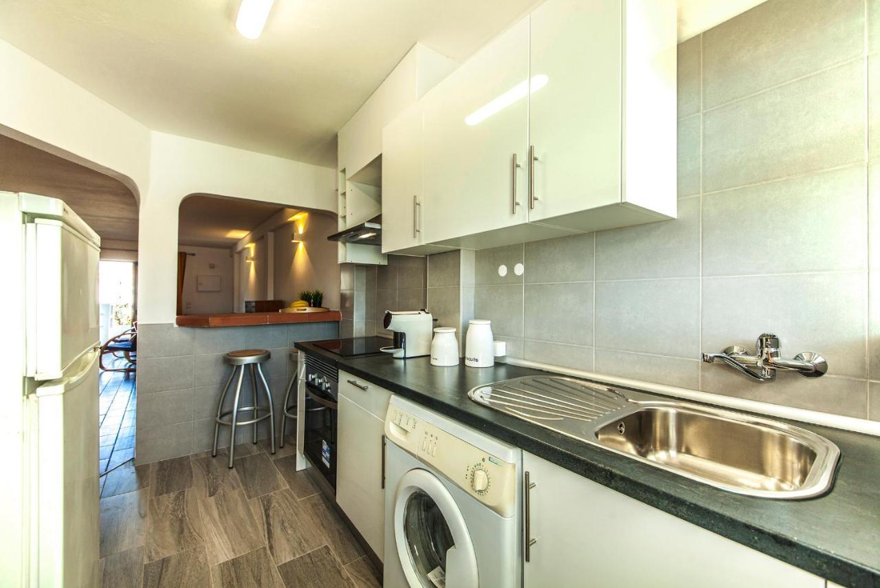 B20 - Sun&Pool Apartment Lagos Bagian luar foto